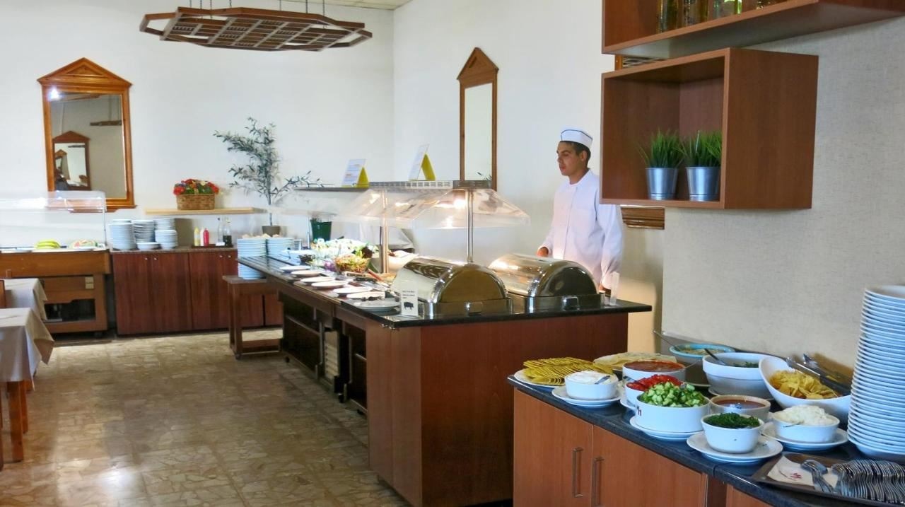 restaurants-restaurants