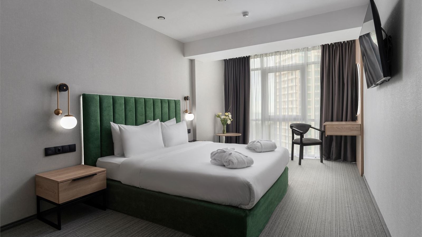 rooms-suyite-by-city-park