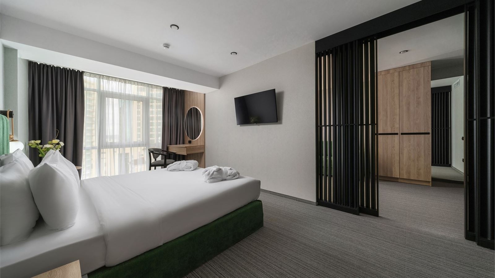 rooms-suyite-by-city-park