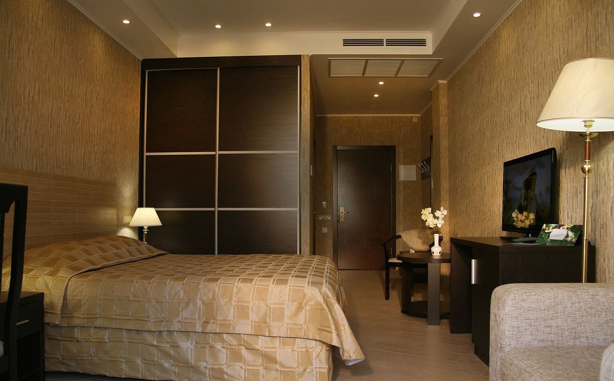 rooms-superior-room