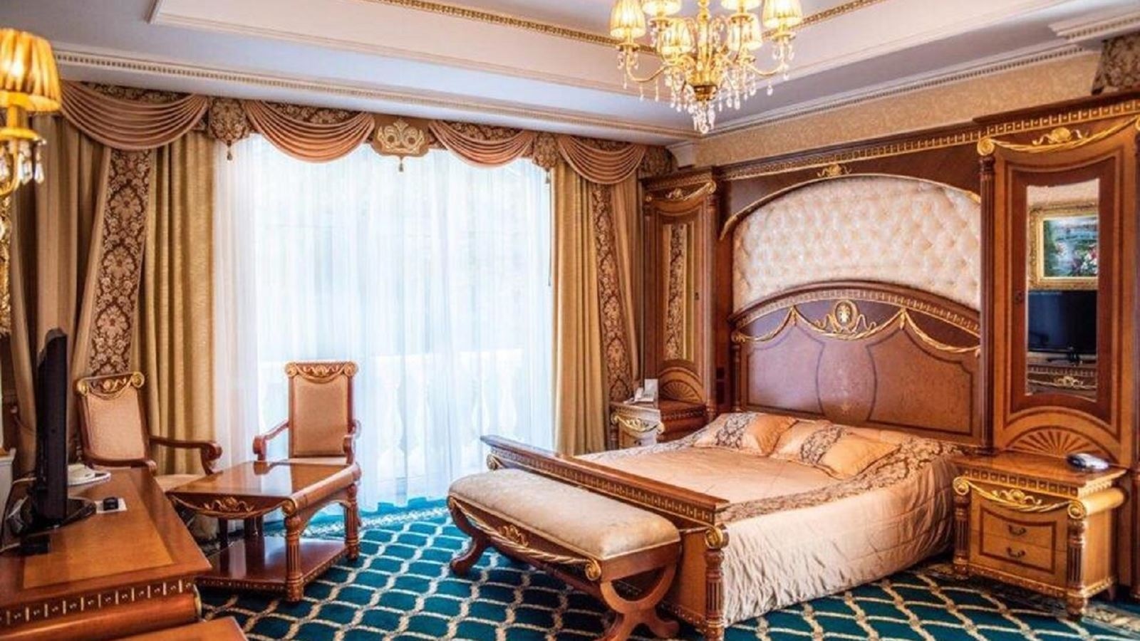 rooms-президентский-двухкомнатный-люкс-с-балконом-и-видом-на-море