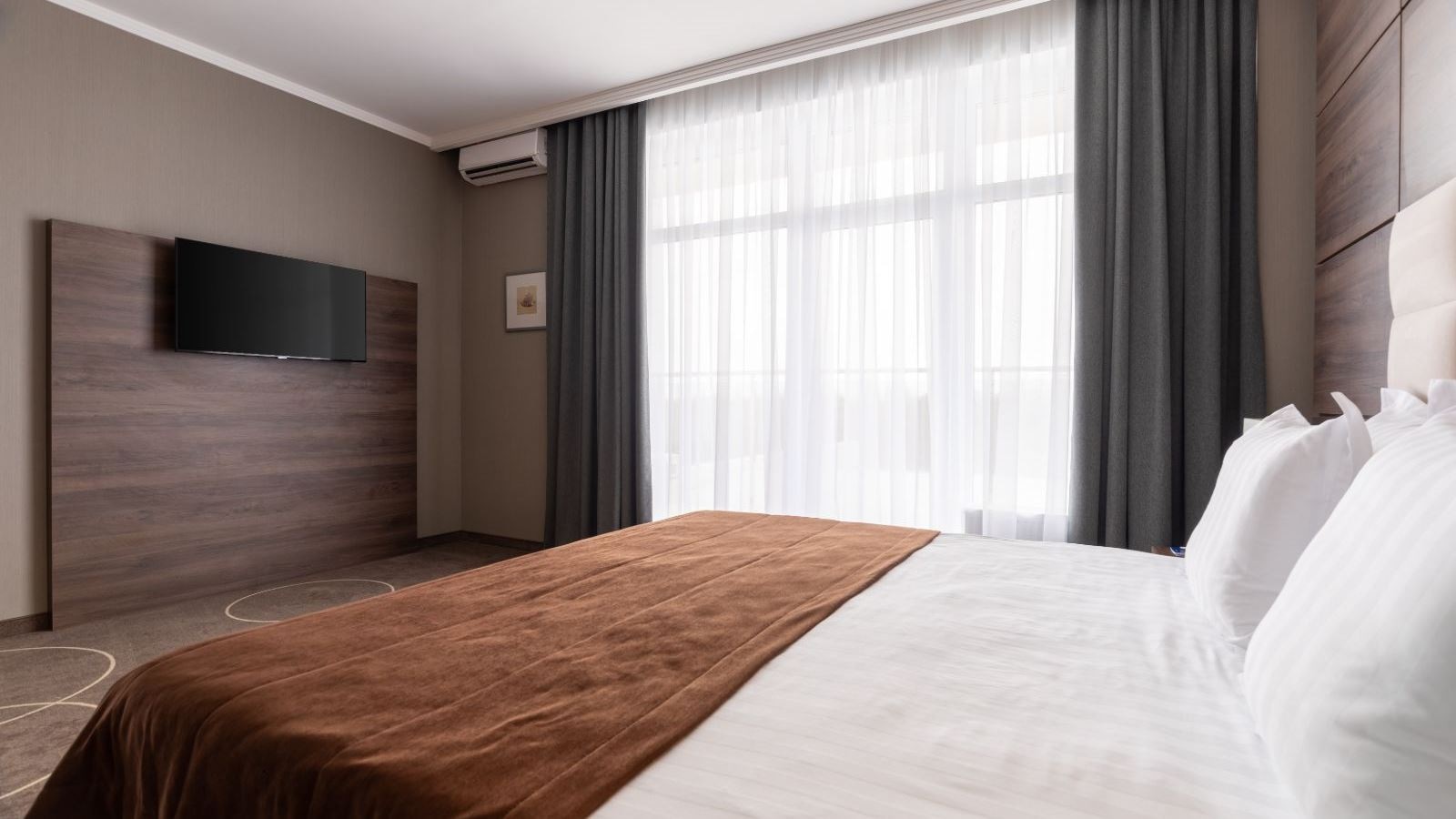 rooms-family-room-standard