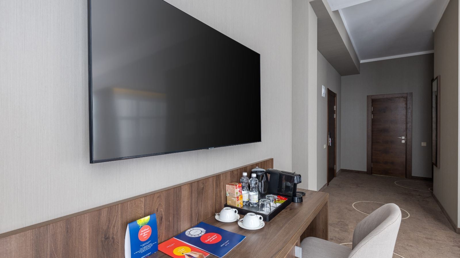 rooms-suite-junior-2-bedrooms