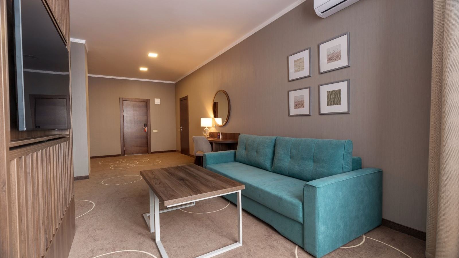 rooms-suite-junior-double