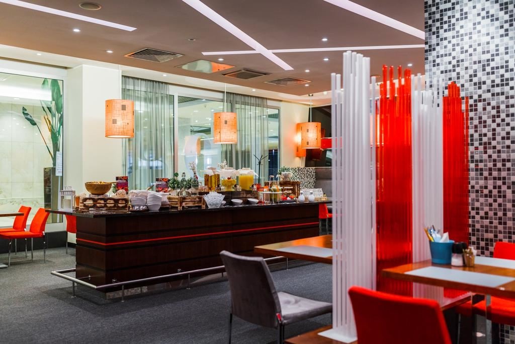 restaurants-парк-инн