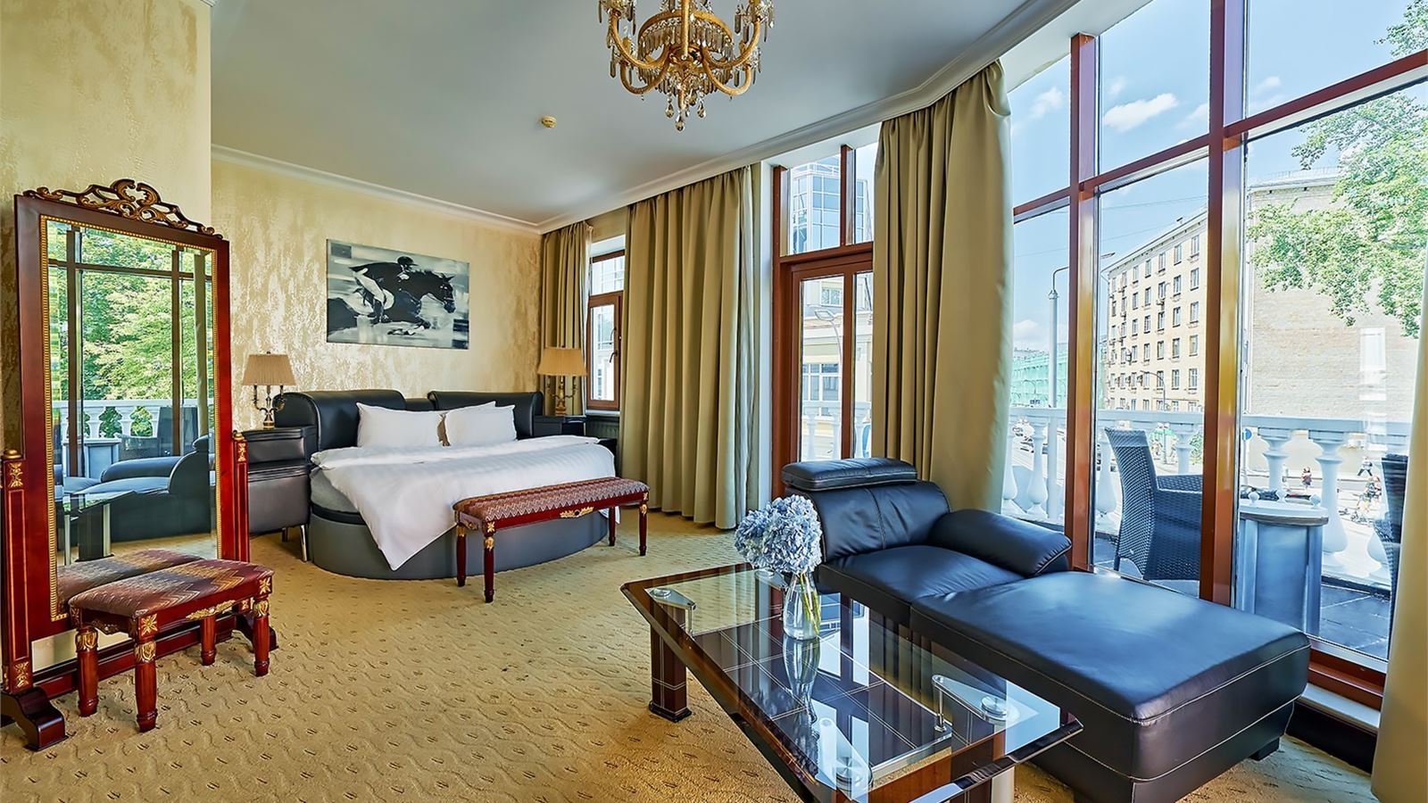 rooms-делюкс-с-балконом