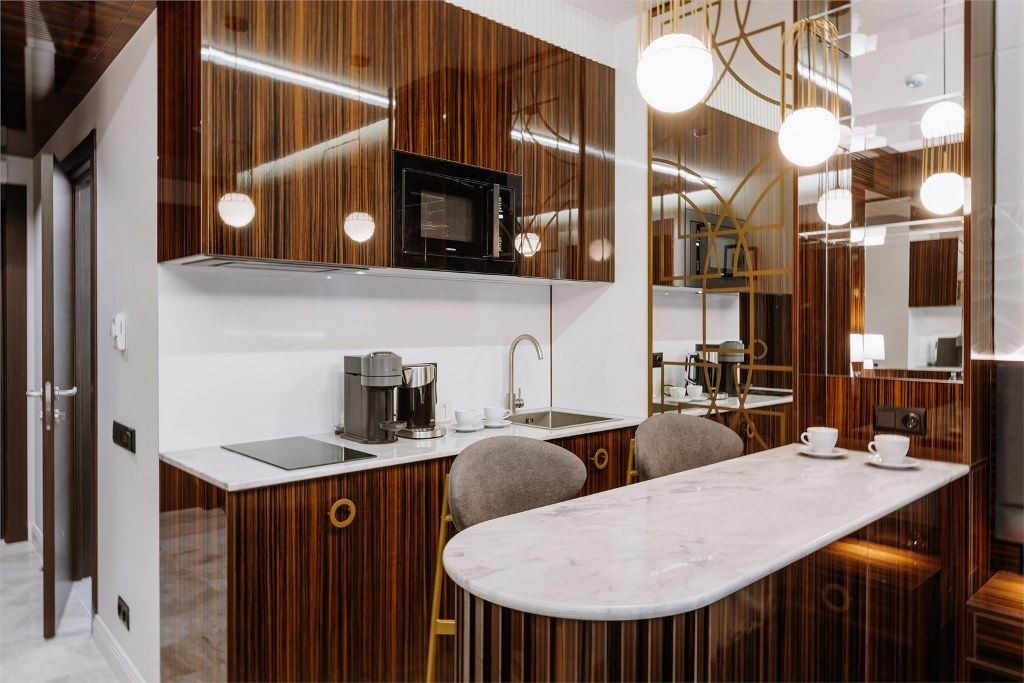 rooms-studio-with-kittchen