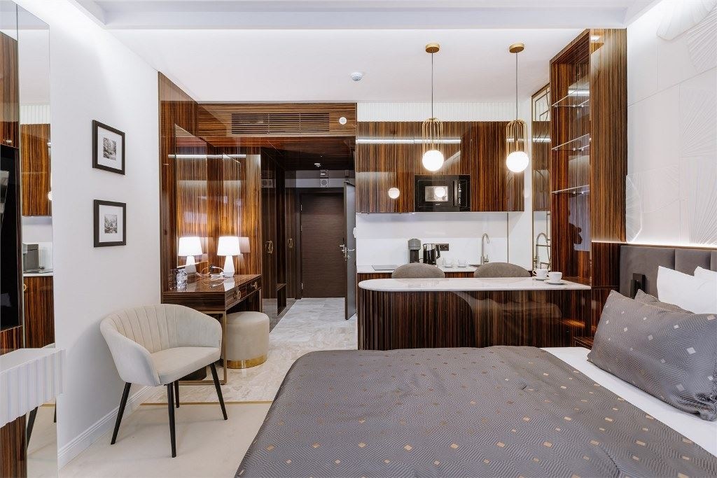 rooms-studio-with-kittchen