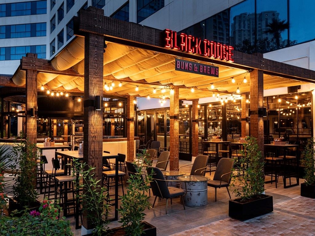 bars-black-goose-buns--brews