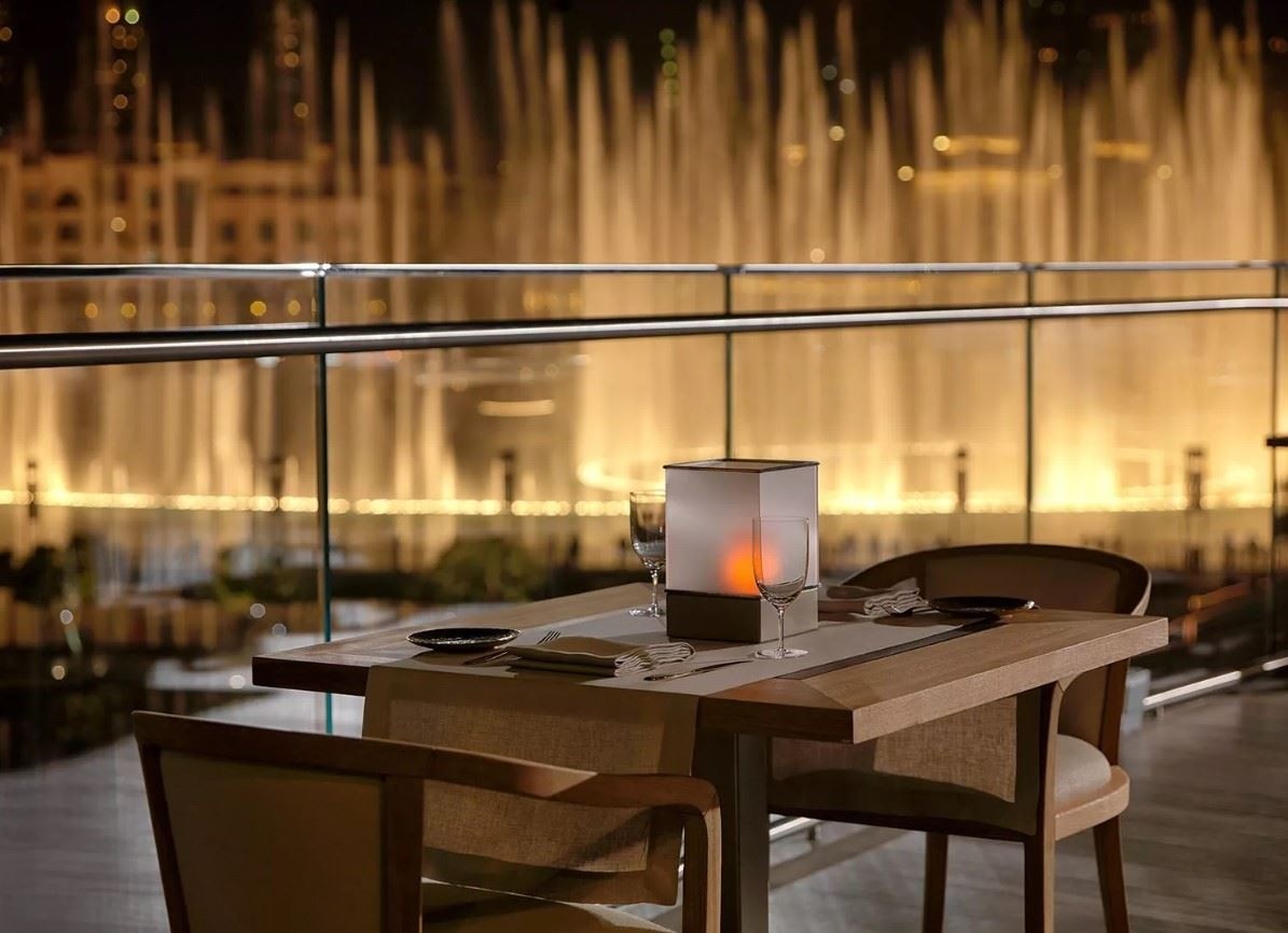 restaurants-armani-deli