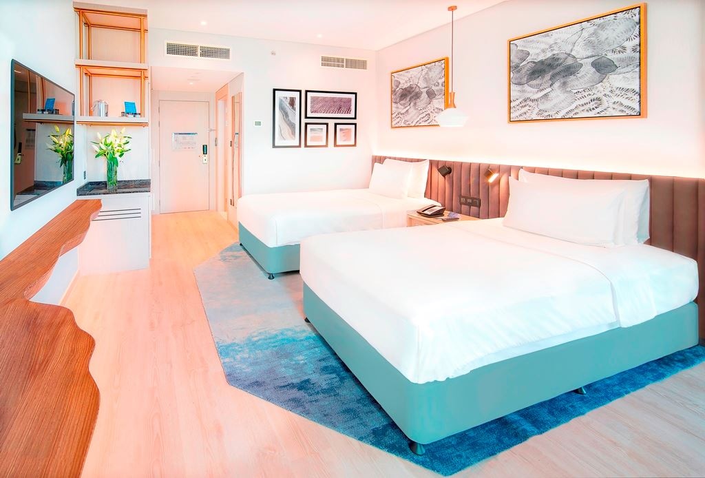 rooms-premium-room-city-view