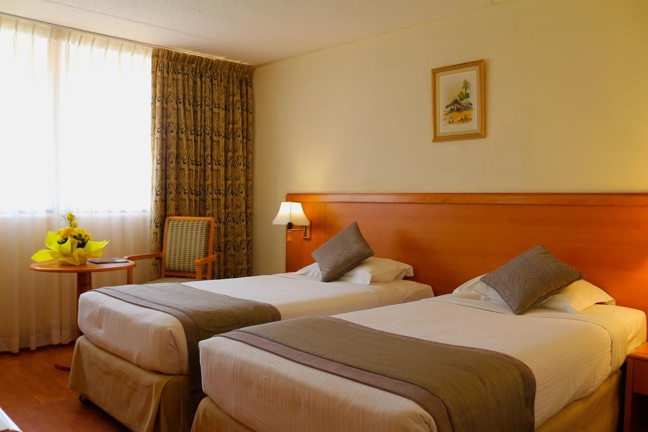 rooms-standard-room-city-side