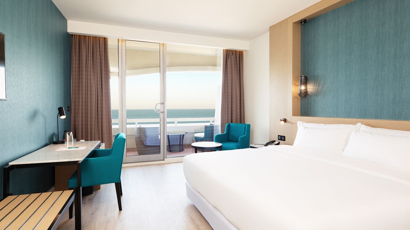 rooms-deluxe-sea-view