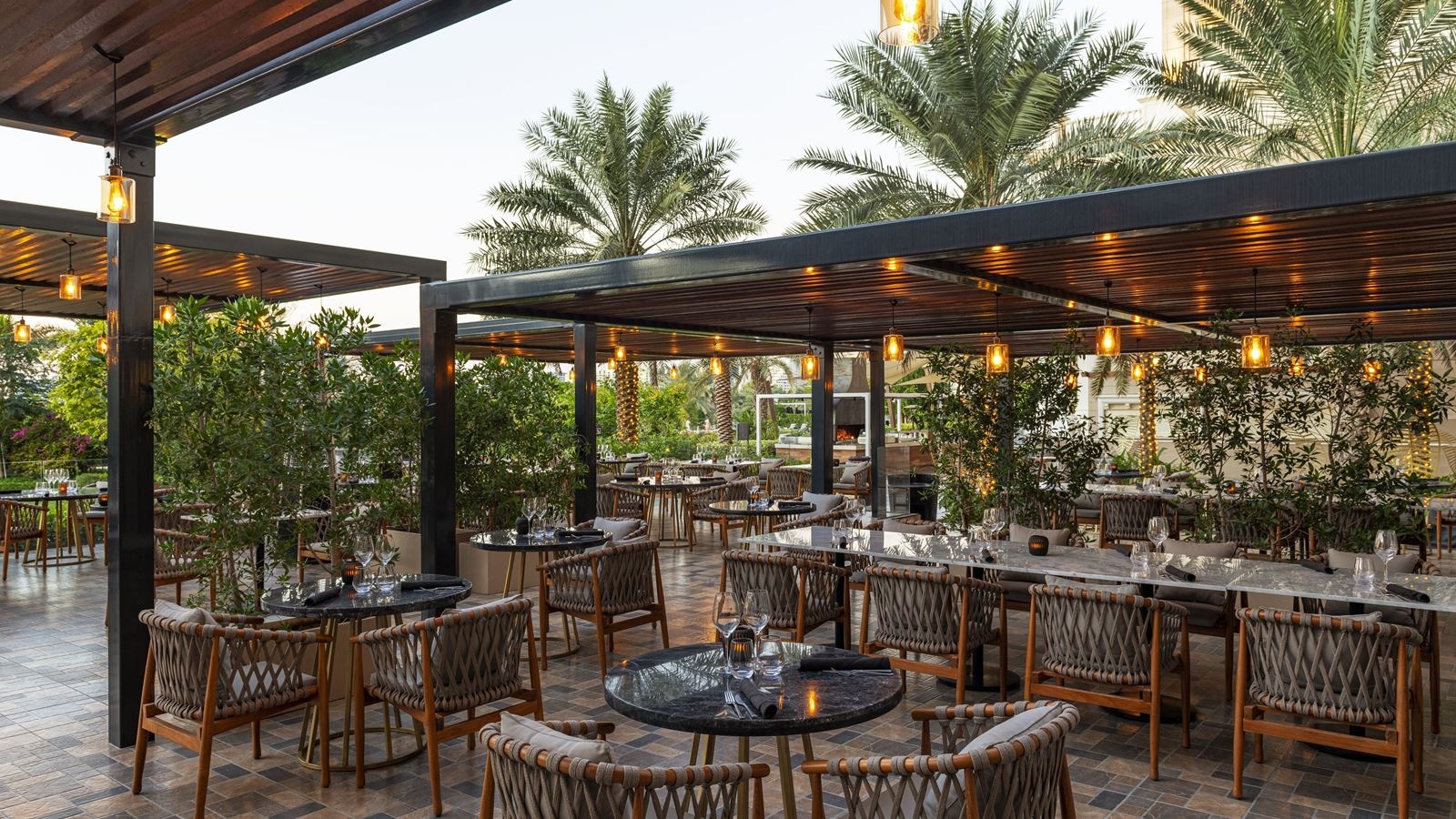 restaurants-restaurants