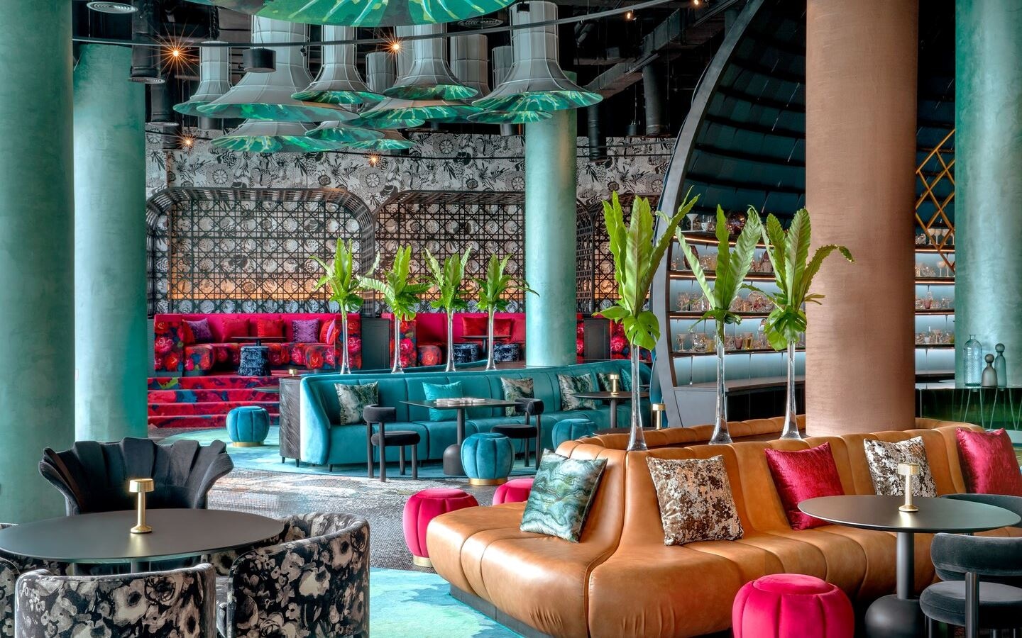 restaurants-w-lounge