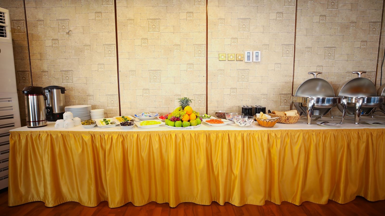 restaurants-green-house-international-buffet-restaurent