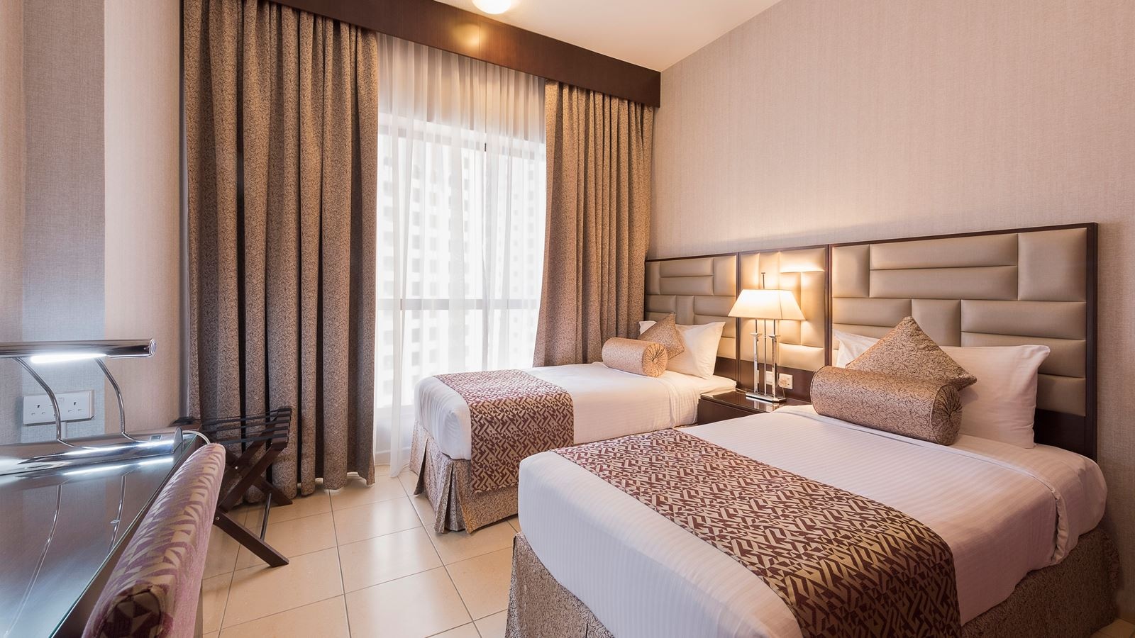 rooms-two-bedroom-partial-sea-view