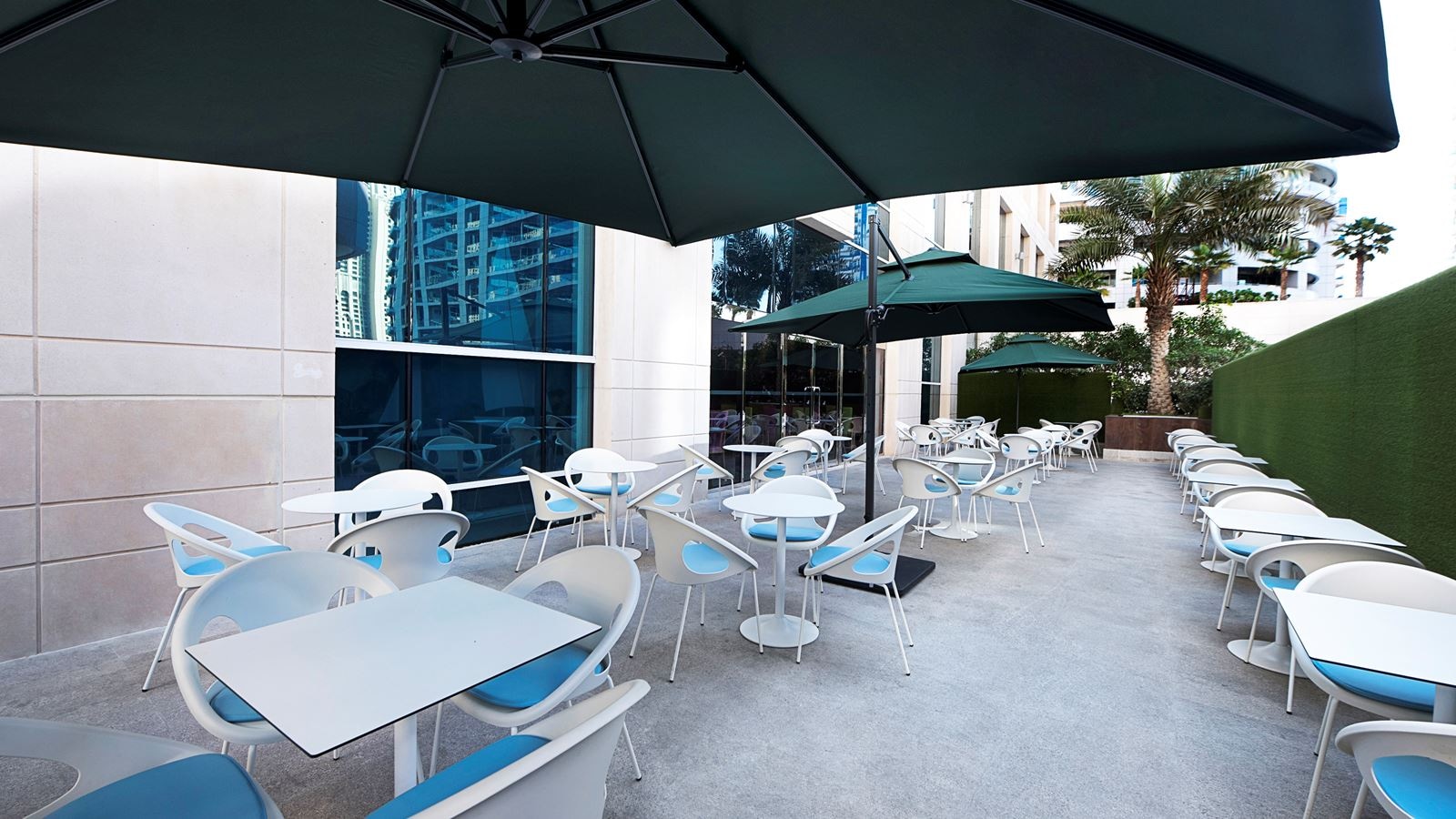 restaurants-aqua-marina-terrace