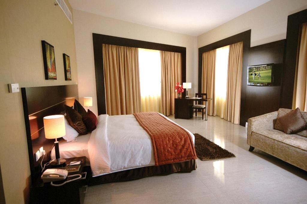 rooms-executive-suite-room