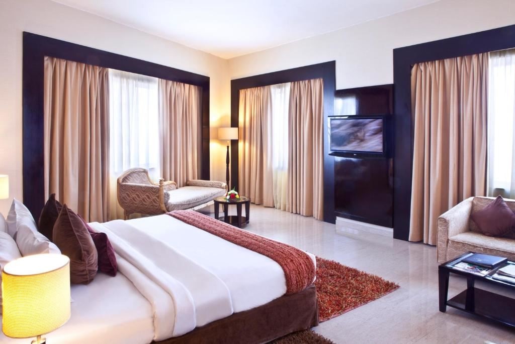 rooms-executive-suite-room