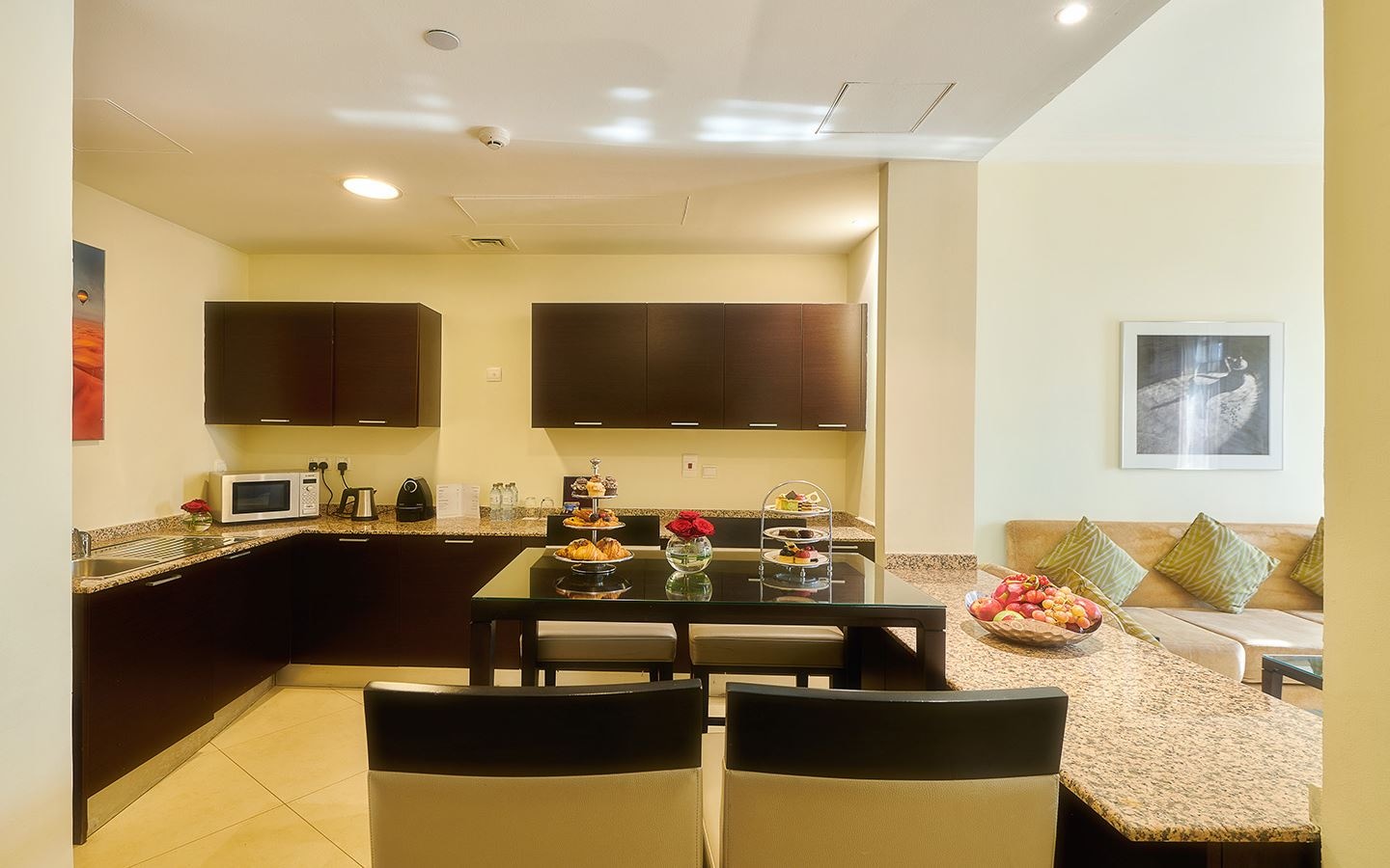 rooms-two-bedroom-suite