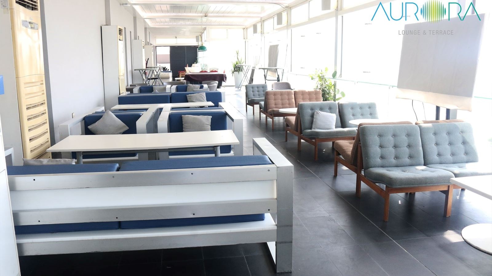 bars-aurora-lounge--terrace