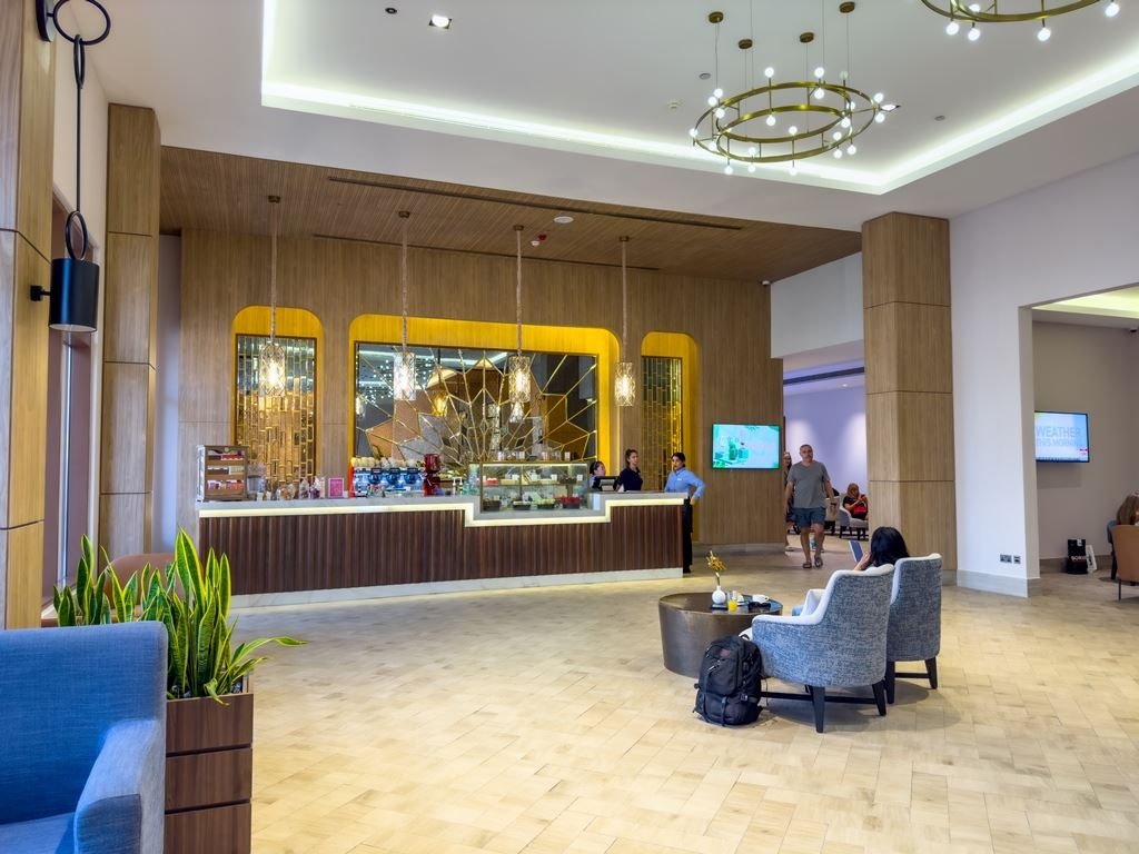 bars-boardwalk-pool-bar