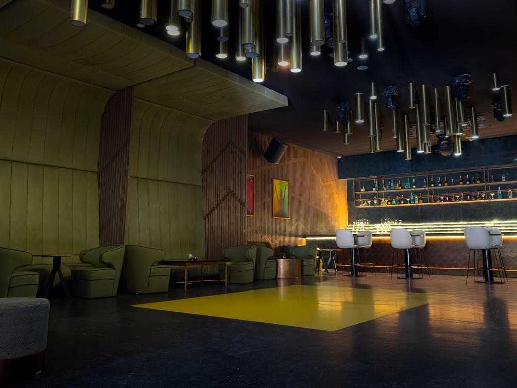 bars-xclusiv-night-club