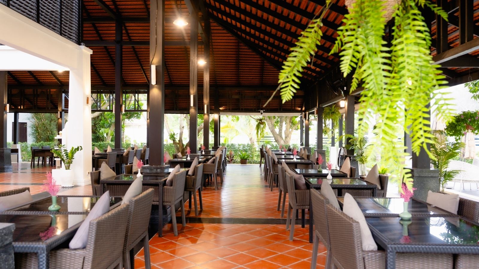 restaurants-seven-sea-restaurant