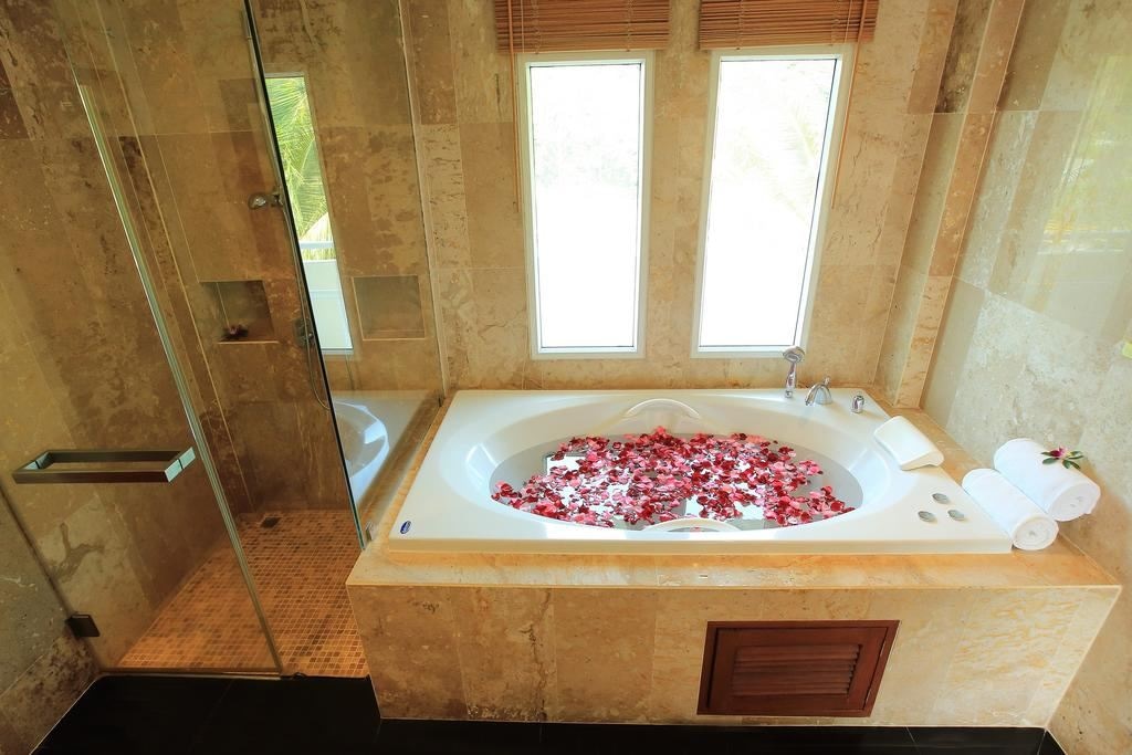 rooms-1-bedroom-nawa-suite