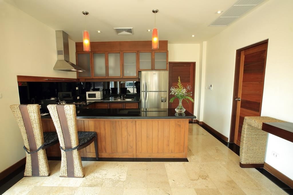 rooms-1-bedroom-nawa-suite