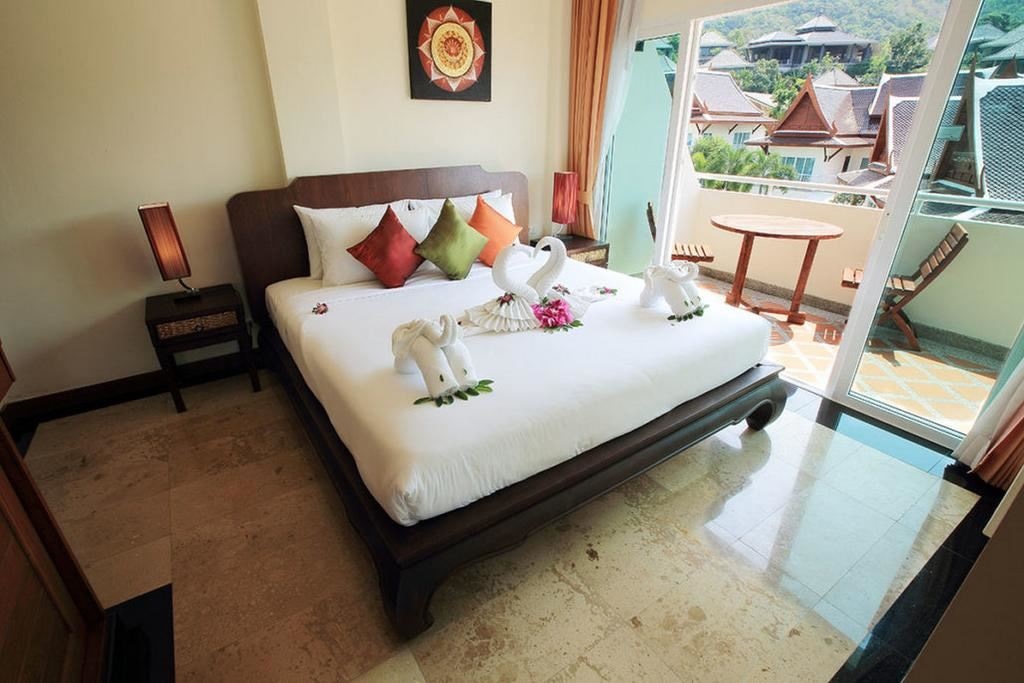 rooms-1-bedroom-nawa-suite