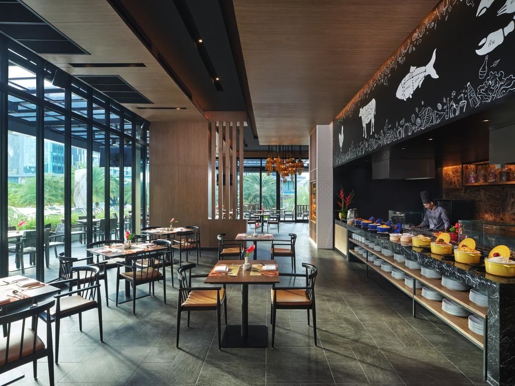 restaurants-rakhang-thai-bistro-and-bar