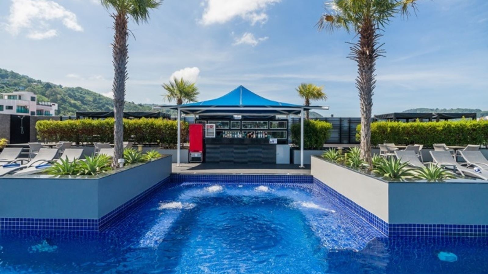 pools-outdoor-childrens-pool