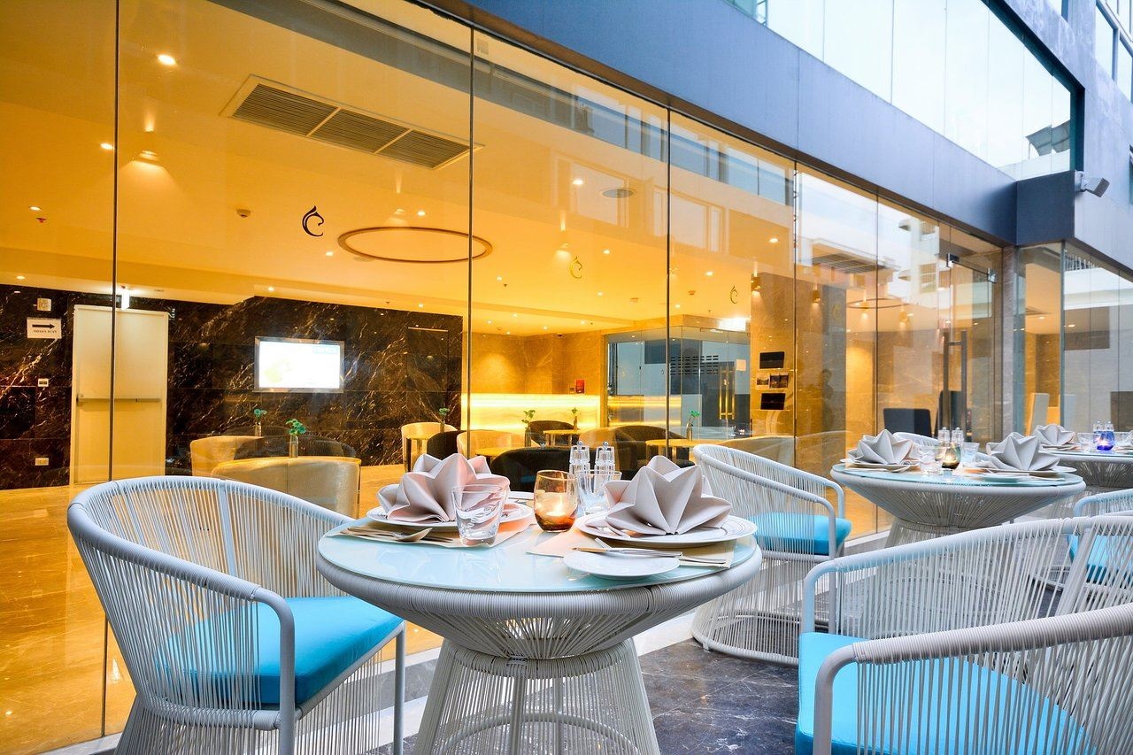 restaurants-lobby-bistro