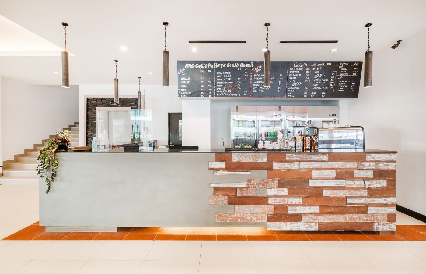 restaurants-kokocafepattaya-south-beach