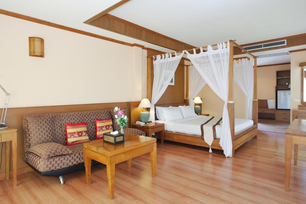 rooms-grand-deluxe-suite-sea-view