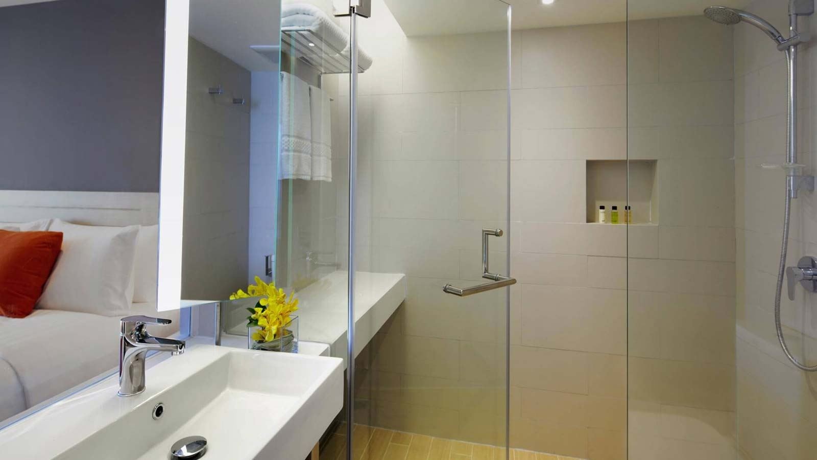 rooms-superior-balcony