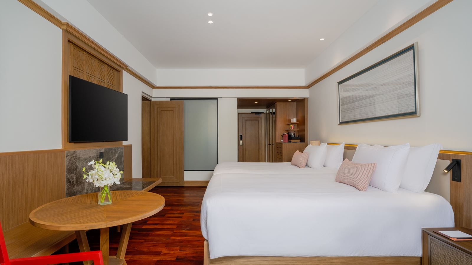 rooms-club-2bedroom-family-pool-suite