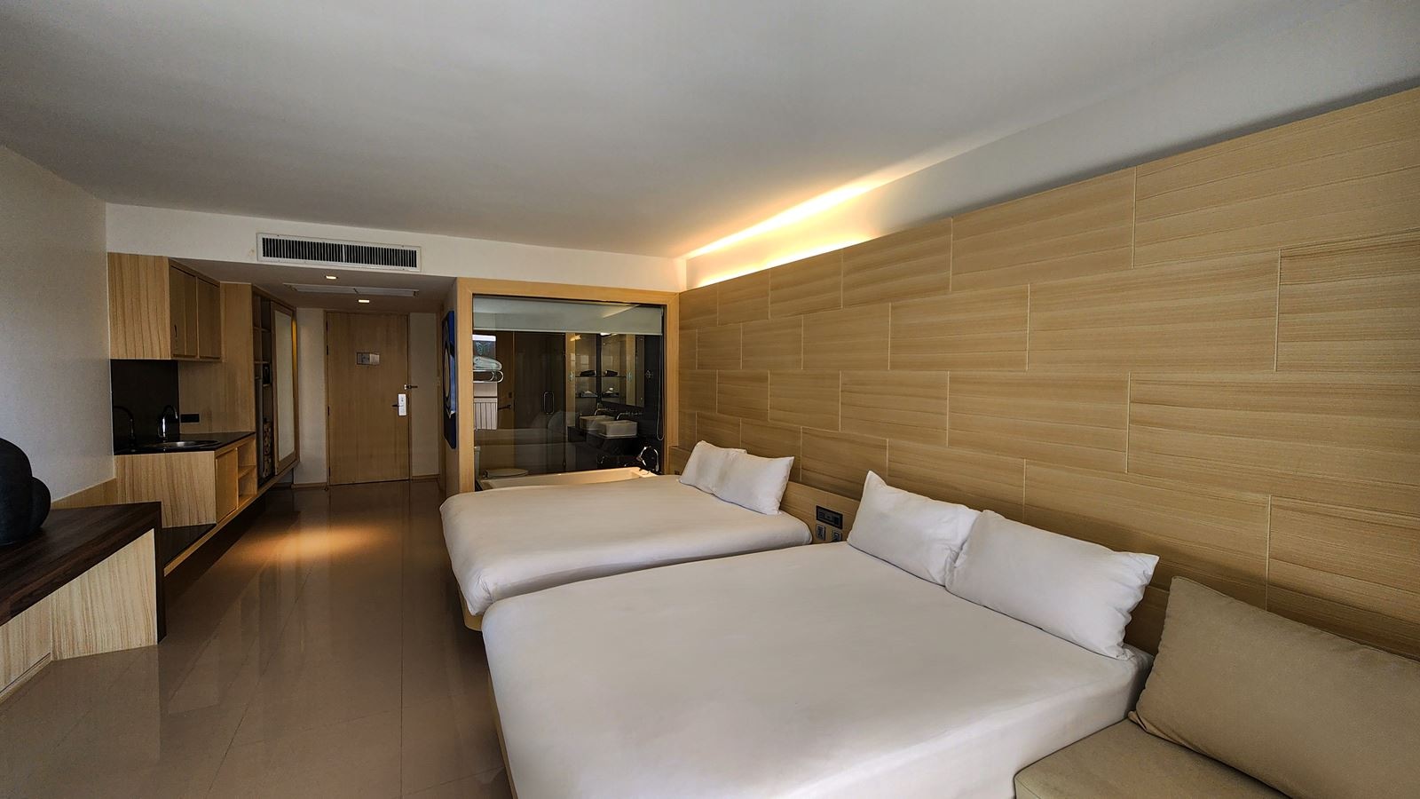 rooms-2-beds-standard-room