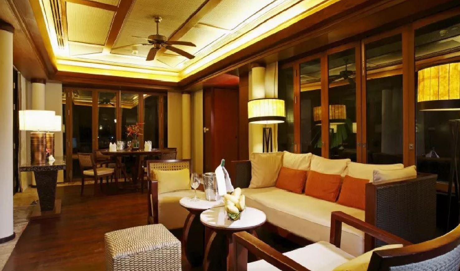 rooms-villa-2-bedroom-private-pool-beachfront