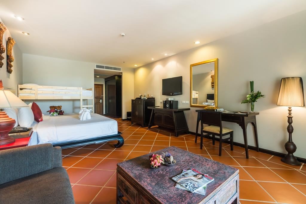 rooms-dorshada-ocean-pool-family