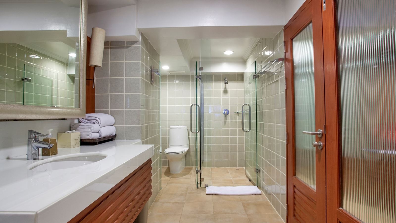 rooms-one-bedroom-suite