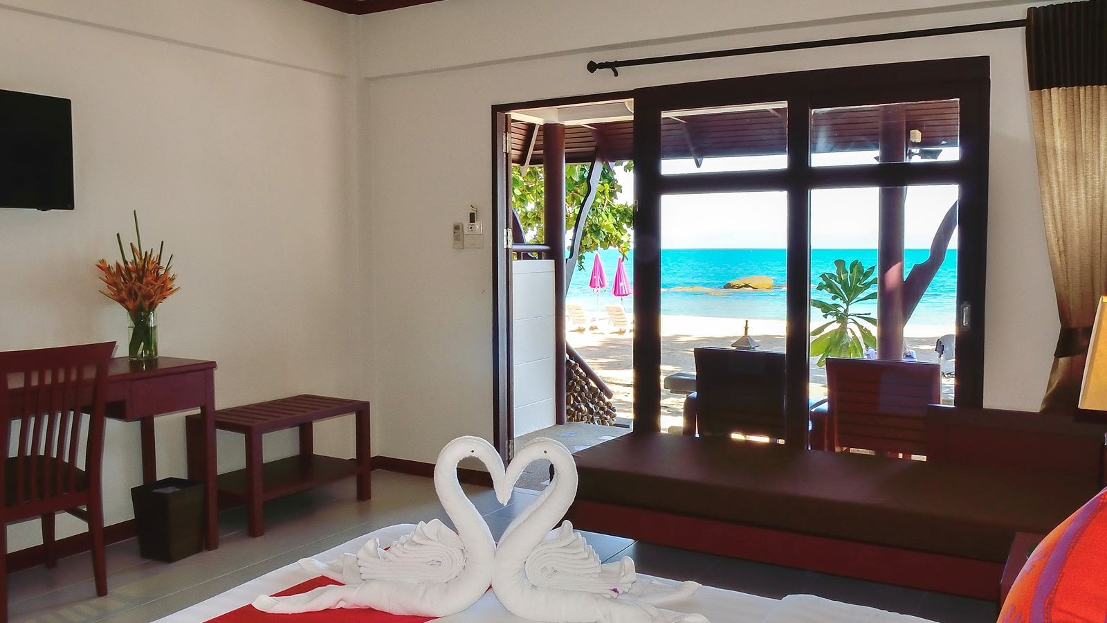 rooms-beach-bungalow