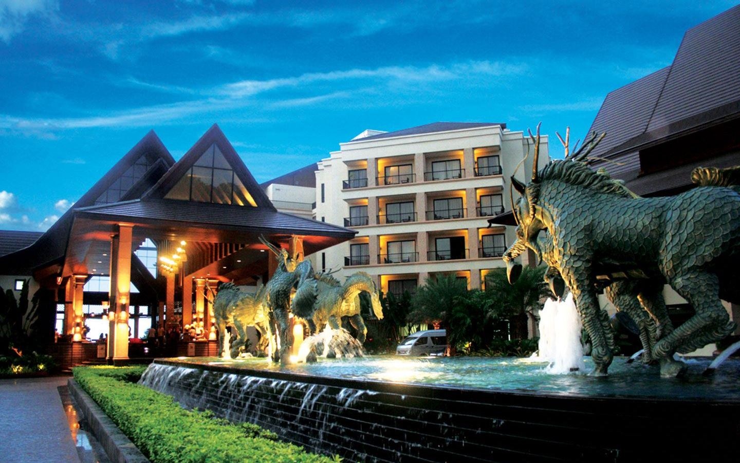 general-main-building