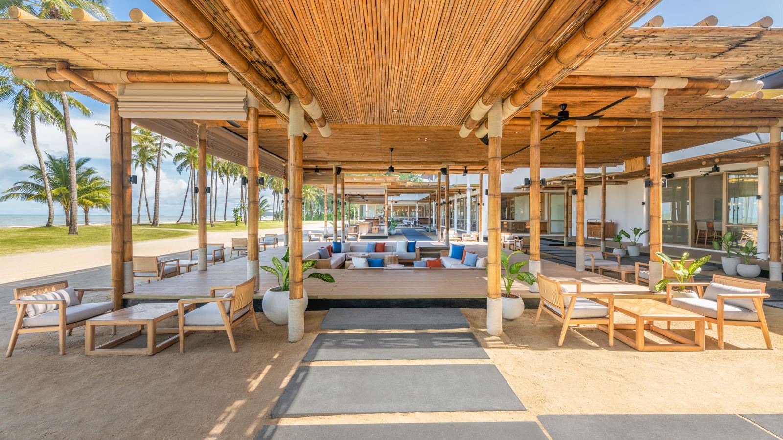 restaurants-drift-beach-bar--grill