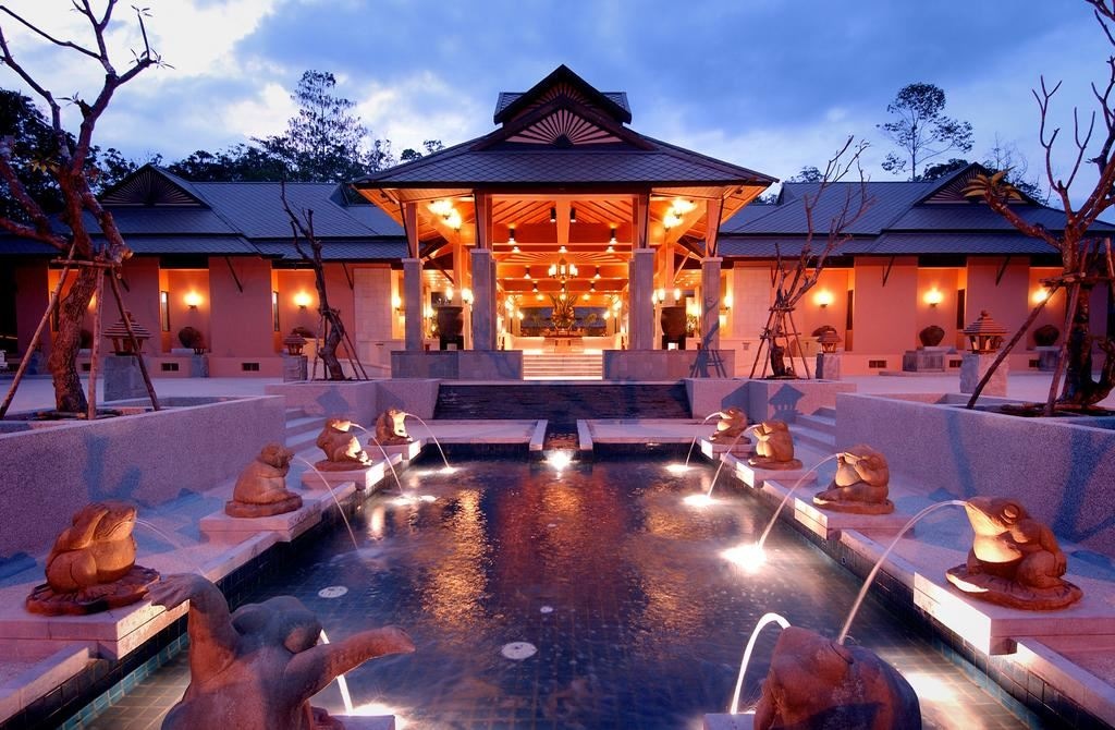 general-main-building