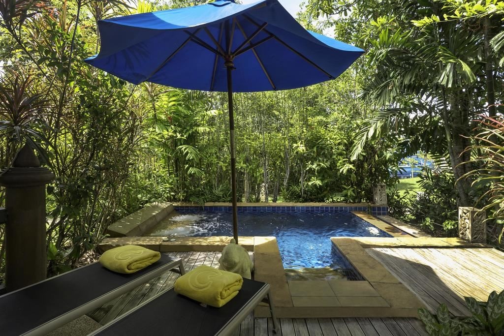 rooms-deluxe-garden-pool-villa