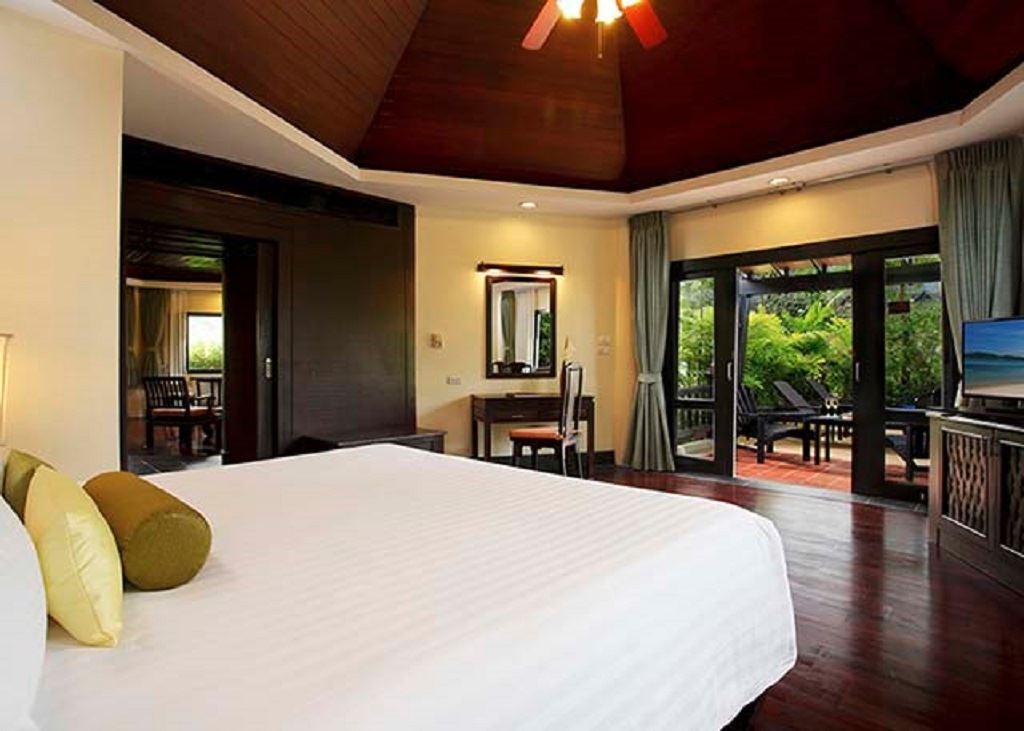 rooms-royal-pool-villa