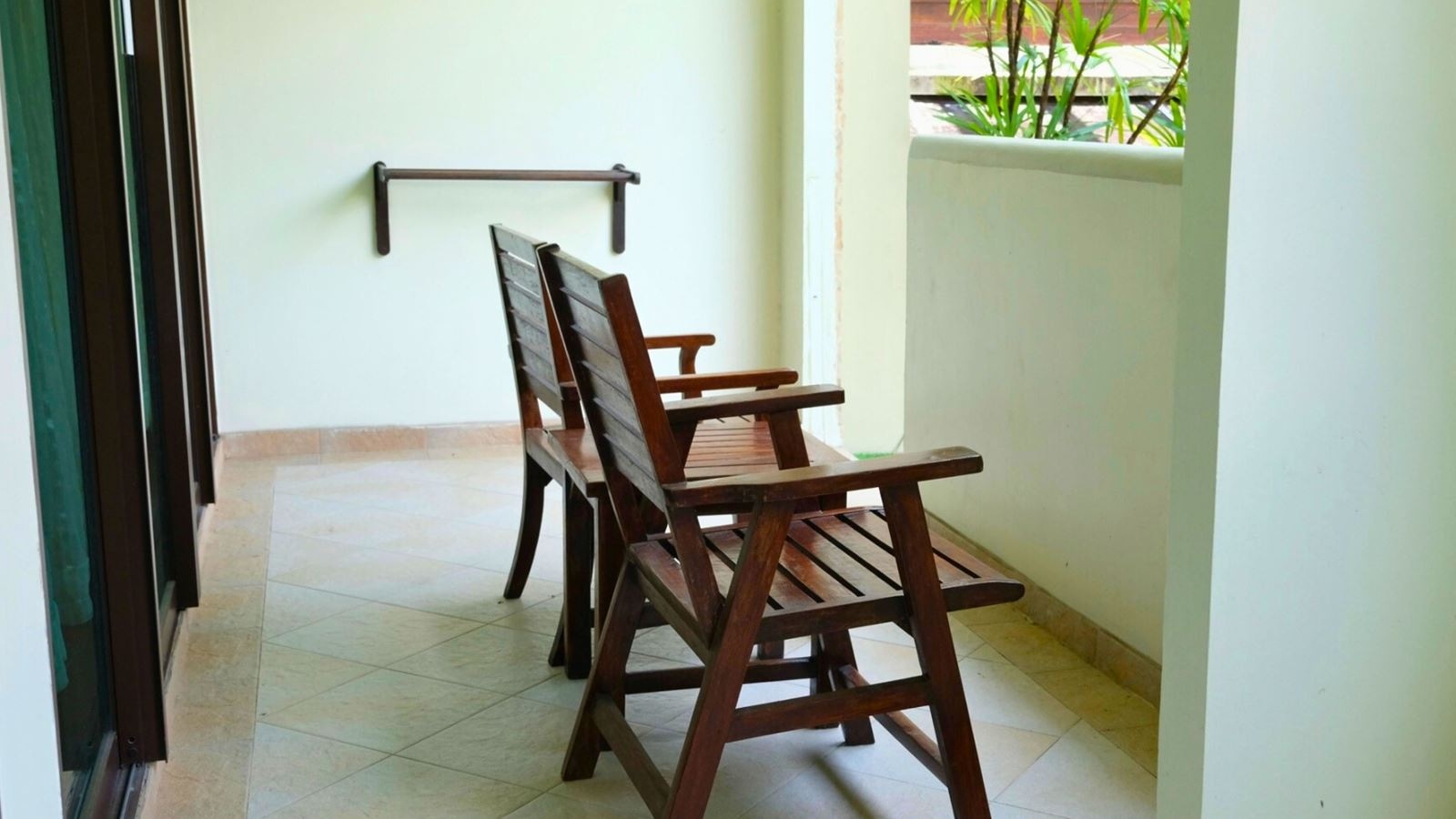 rooms-hillside-family-suite